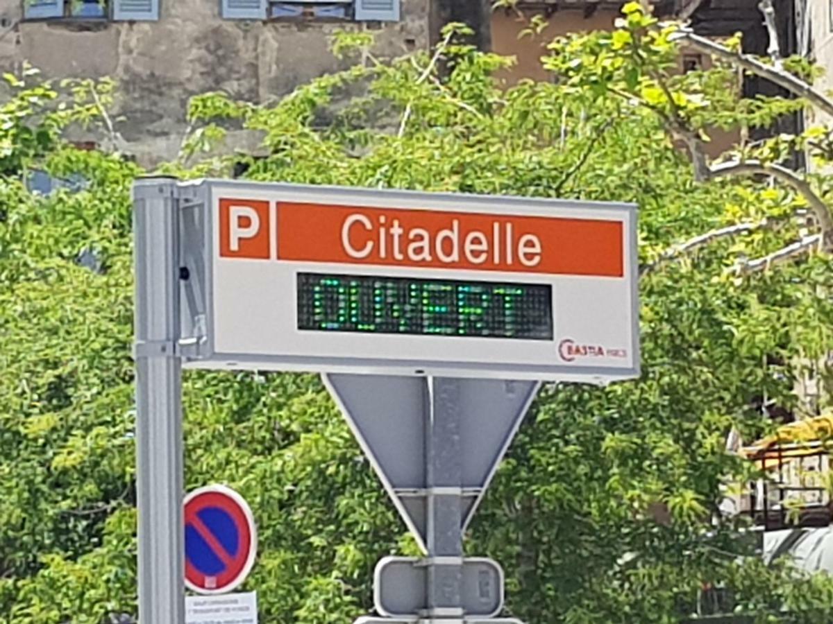 Appartement De Charme Citadelle Bastia บาสเตีย ภายนอก รูปภาพ